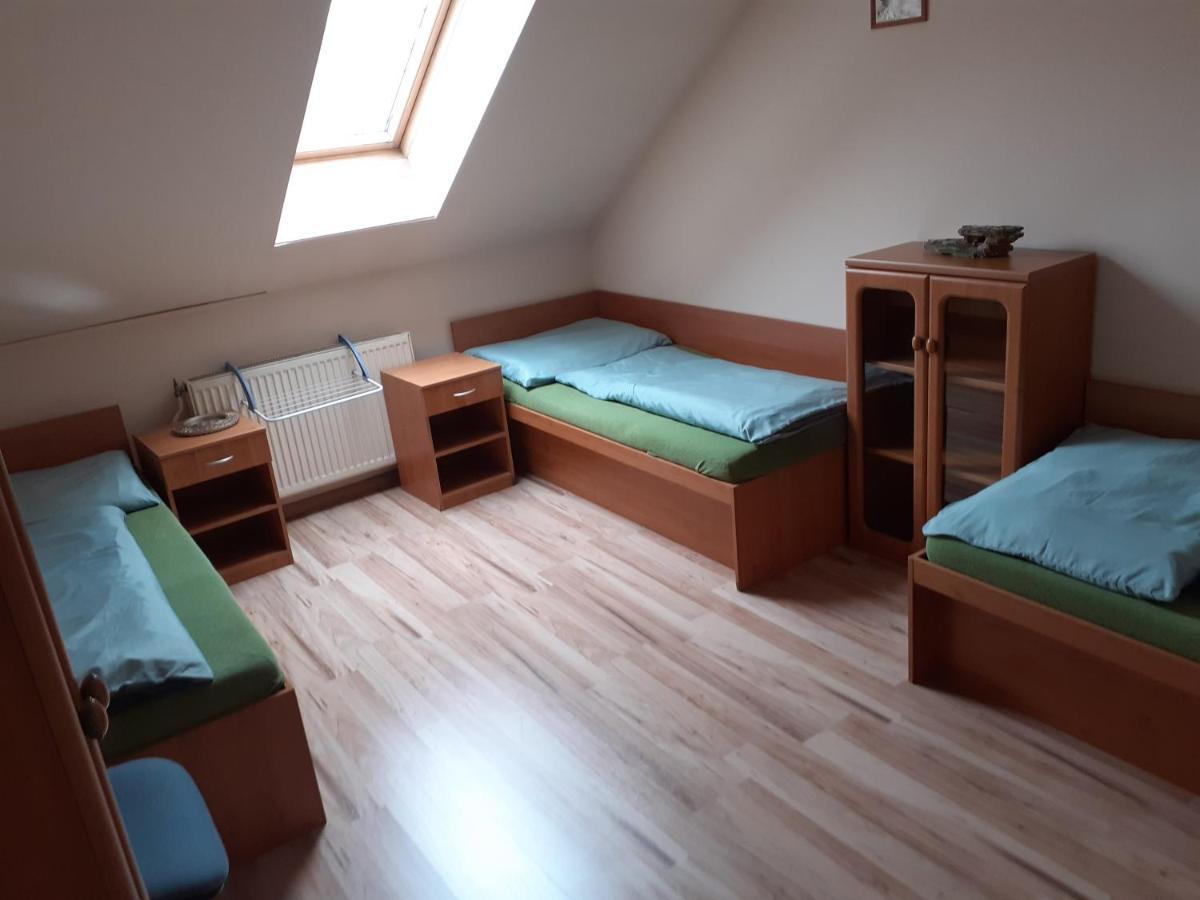 Hostel Fontana Žilina Eksteriør bilde
